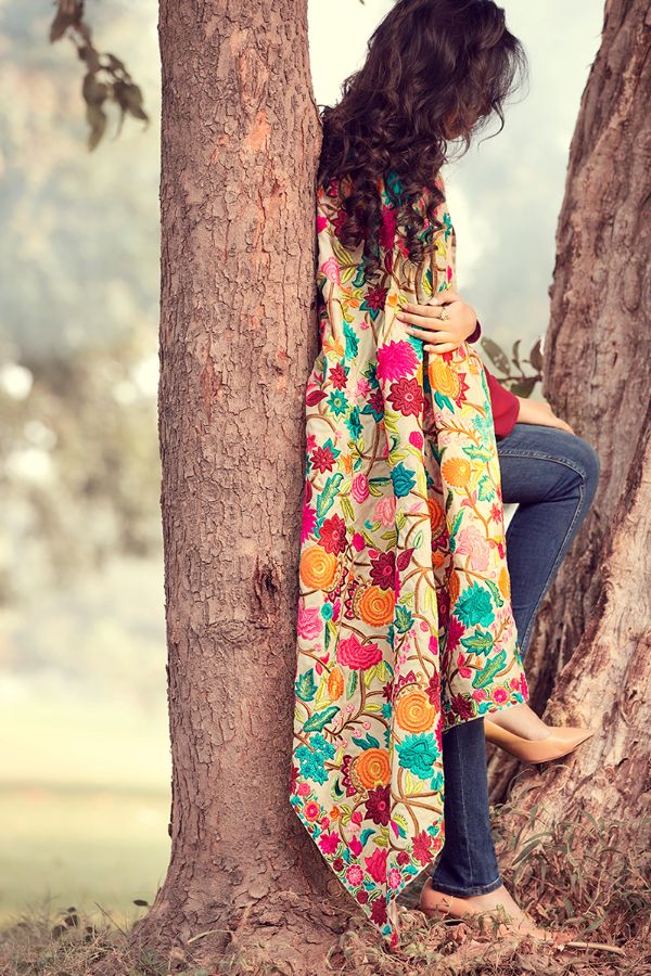 Picture of Fully Embroidered Classic Floral Shawl