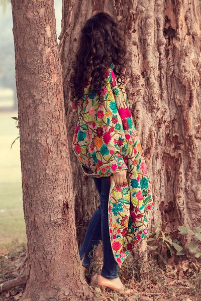 Picture of Fully Embroidered Classic Floral Shawl