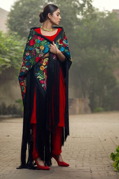 Picture of Black Floral Cape