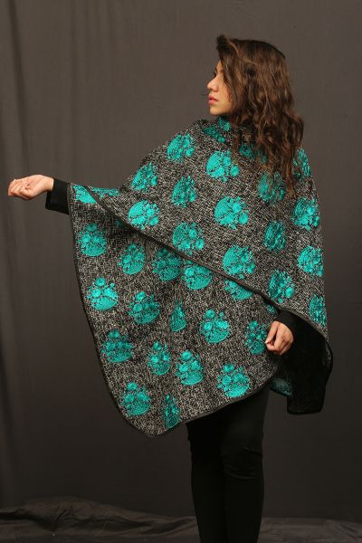 Picture of Woolen Cape