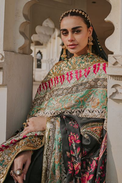 Picture of Gulbahar Shawl