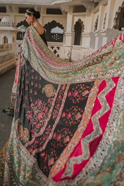 Picture of Gulbahar Shawl